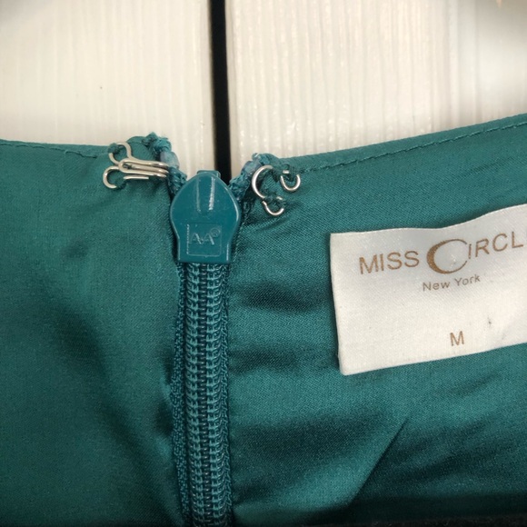 Miss Circle Teal Faye Long Sleeve Satin Dress Size M - Picture 5 of 8